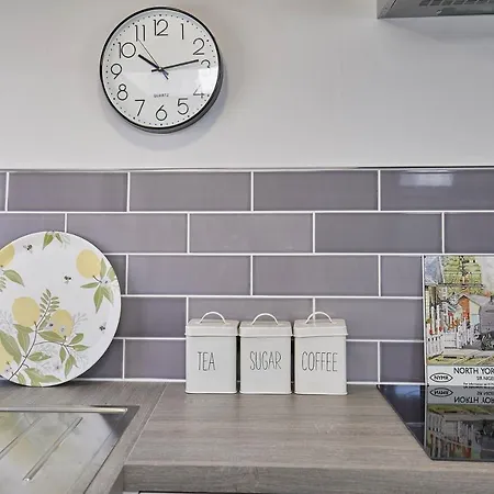 Host & - The Lealholm At Brunswick *