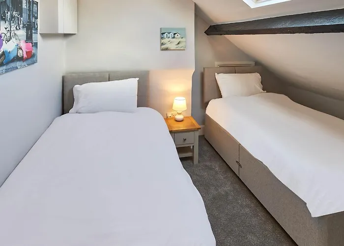 Host & - The Lealholm At Brunswick * Whitby